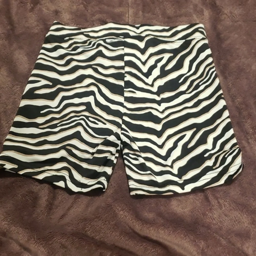 Justice brand girls shorts‎